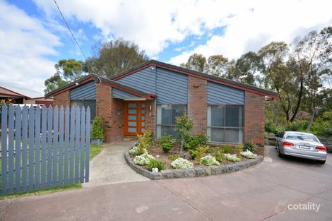 Property photo of 5 Hove Place Craigieburn VIC 3064