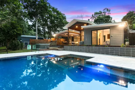 Property photo of 18 Flora Court Dundowran Beach QLD 4655