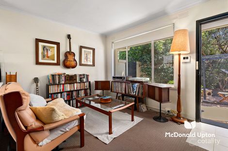Property photo of 6/26 Irvine Crescent Brunswick West VIC 3055