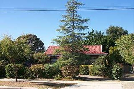 319 Wharf St, Queens Park, WA 6107