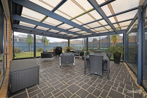 Property photo of 17 Banyalla Place Rowville VIC 3178