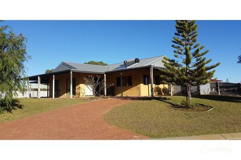 2 Lawrence Pl, Lancelin, WA 6044