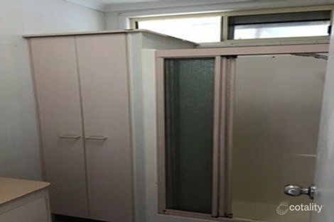 Property photo of 21 Hein Court Regency Downs QLD 4341