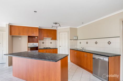 Property photo of 10 Northmoor Drive Strathdale VIC 3550