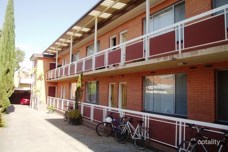 2/830 Drummond St, Carlton North, VIC 3054