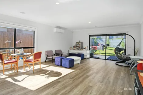 Property photo of 18 Bottlebrush Way Lucknow VIC 3875