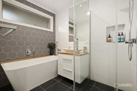 Property photo of 4 Almeida Court Watsonia North VIC 3087