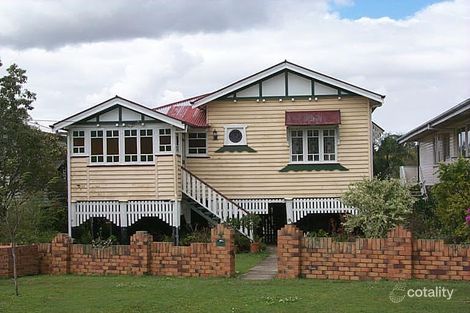 34 Geera St, Coorparoo, QLD 4151