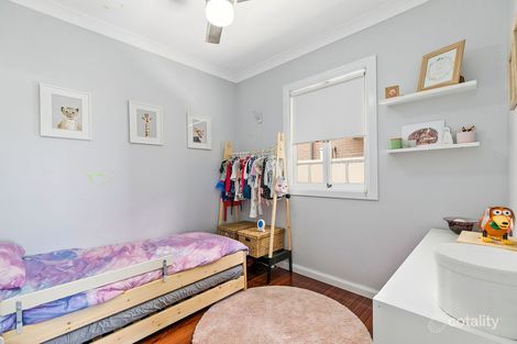 Property photo of 19 Sibley Road Wynnum West QLD 4178