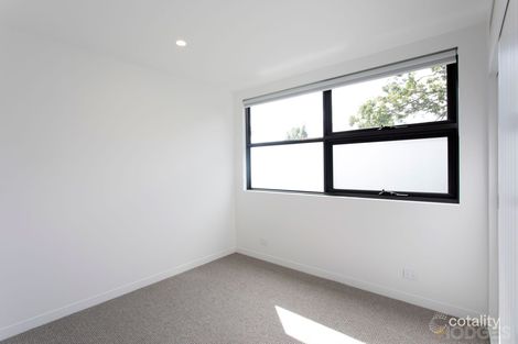 Property photo of 2/318A Balcombe Road Beaumaris VIC 3193