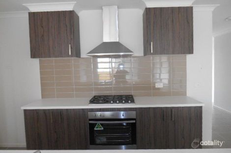 Property photo of 7 Albion Crescent Mickleham VIC 3064