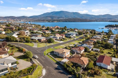 Property photo of 38 Loatta Road Lindisfarne TAS 7015