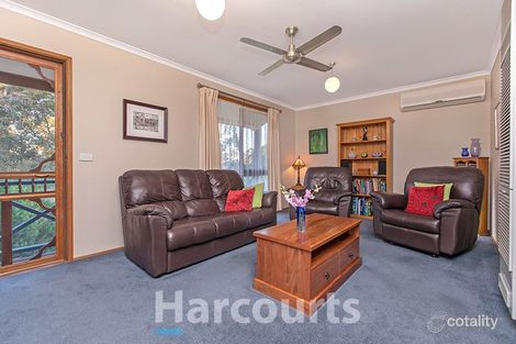 Property photo of 6 Owen Court Pakenham VIC 3810