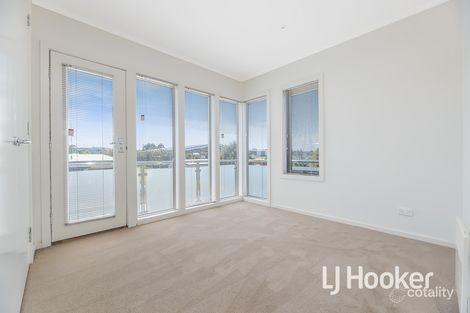 Property photo of 54 Edgeware Close Pakenham VIC 3810