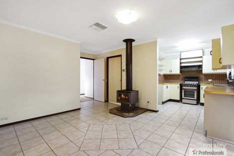 Property photo of 19 Sapphire Circuit West Wodonga VIC 3690