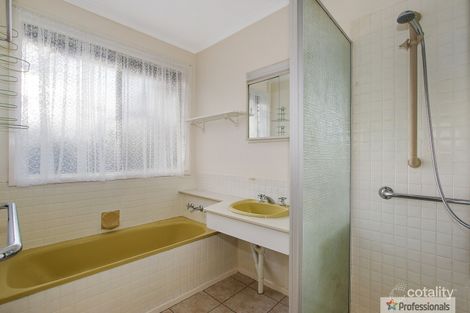 Property photo of 19 Sapphire Circuit West Wodonga VIC 3690