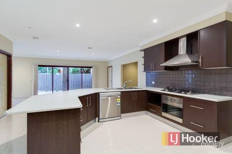 Property photo of 22 Hal Porter Terrace Lynbrook VIC 3975