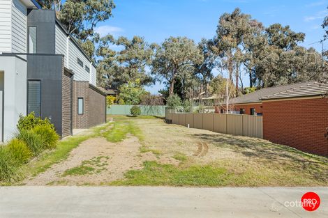 Property photo of 1/130 McIvor Road Kennington VIC 3550