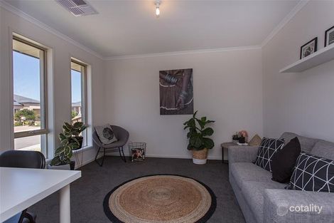 Property photo of 13 Halton Court Seaford Meadows SA 5169