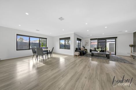 Property photo of 1 Loukas Drive Wollert VIC 3750