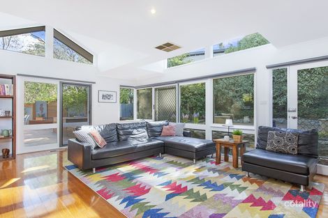 Property photo of 22 Laseron Place Mawson ACT 2607