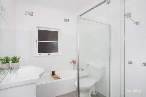 Property photo of 4 Warwick Avenue Mannering Park NSW 2259