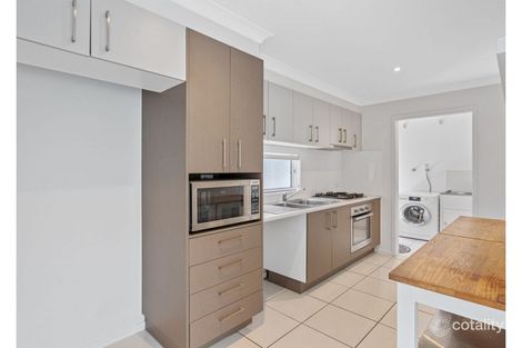 Property photo of 5 Cocoparra Place Fitzgibbon QLD 4018
