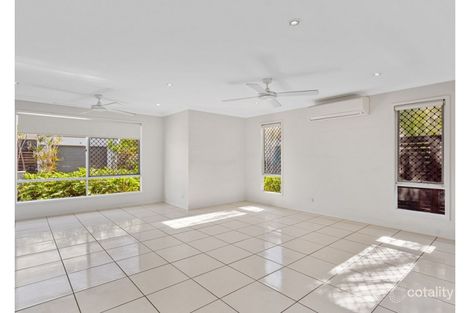 Property photo of 5 Cocoparra Place Fitzgibbon QLD 4018