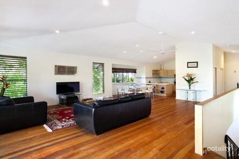 Property photo of 32 Elanda Street Sunshine Beach QLD 4567