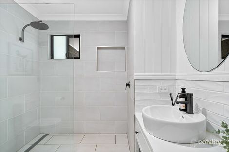 Property photo of 15 Dorge Street Middle Ridge QLD 4350