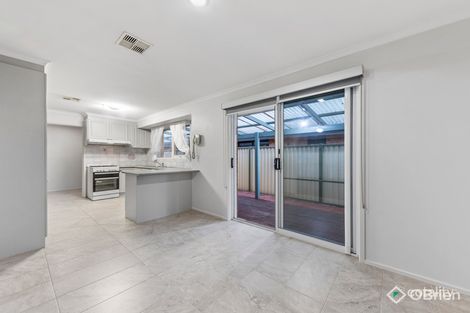 Property photo of 62 Waverley Park Drive Cranbourne North VIC 3977