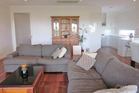 Property photo of 11 Liberty Parade Ivanhoe VIC 3079