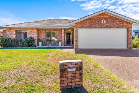 32 Friendship Key, Forster, NSW 2428