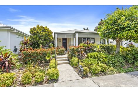 202/299 Napper Rd, Arundel, QLD 4214