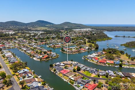 Property photo of 32 Friendship Key Forster NSW 2428