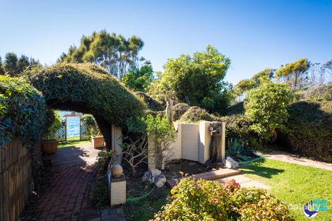 2/30 Long Point St, Potato Point, NSW 2545