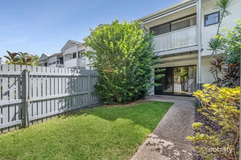 Property photo of 2/33-35 Perry Street Coolum Beach QLD 4573