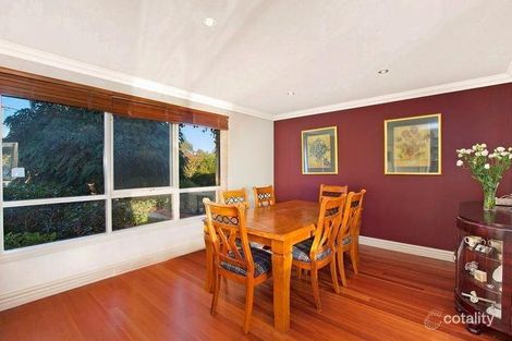 Property photo of 10 Sorrell Place Karabar NSW 2620