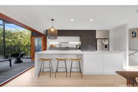 Property photo of 12 Karina Crescent Broadbeach Waters QLD 4218