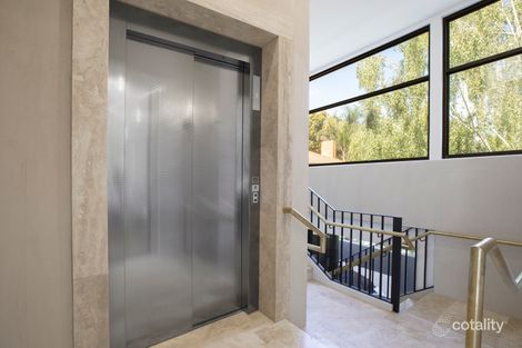 Property photo of 2/829 High Street Kew East VIC 3102