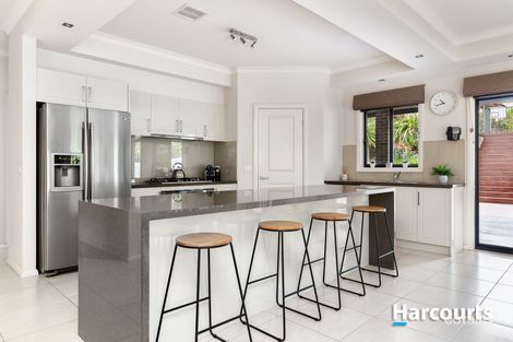 Property photo of 44 West Vista Place Narre Warren North VIC 3804