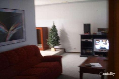 Property photo of 16 Nalbarra Drive Usher WA 6230