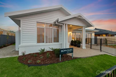 33 Blomeley Dr, Lucas, VIC 3350