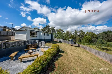 Property photo of 7 Southern Place Somerset TAS 7322