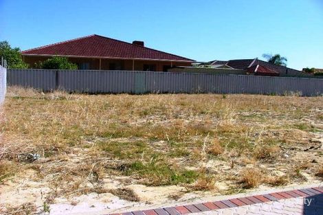 44 Berkley Rd, Marangaroo, WA 6064