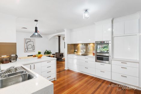Property photo of 26 Ironbark Drive Templestowe Lower VIC 3107