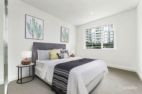 Property photo of 215/58 Peninsula Drive Breakfast Point NSW 2137