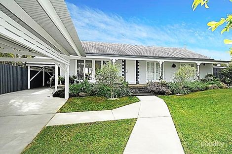 Property photo of 40 Allambi Avenue Broadbeach Waters QLD 4218