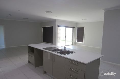 Property photo of 10 Wattlebird Road South Nowra NSW 2541