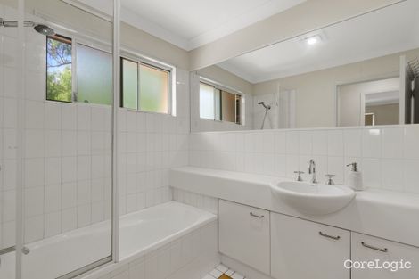 Property photo of 16/82 Russell Terrace Indooroopilly QLD 4068